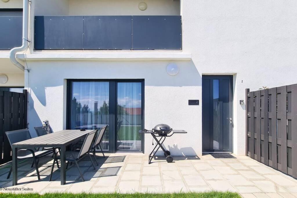 Family Suite Mörbisch am See Exterior foto