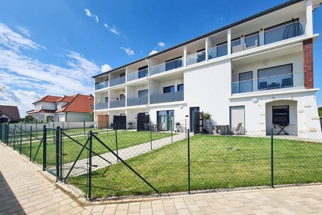 Family Suite Mörbisch am See Exterior foto